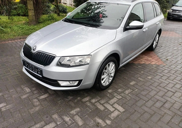 Skoda Octavia cena 41900 przebieg: 183000, rok produkcji 2016 z Brzeg Dolny małe 137